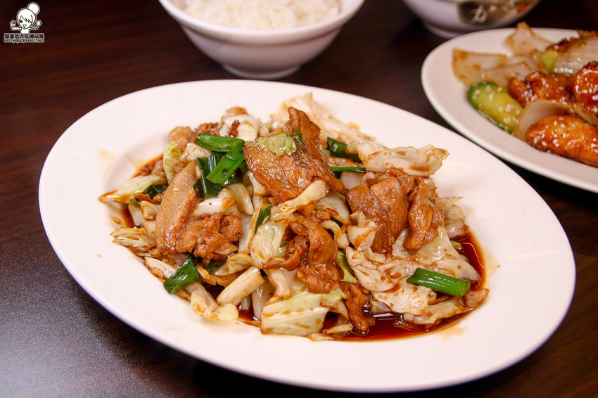 親民百元家常滿漢全席料理之莊腳味家常菜，免花大錢就能吃到大餐 - 跟著尼力吃喝玩樂＆親子生活