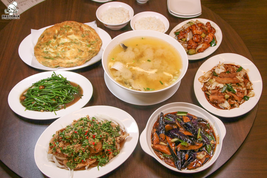親民百元家常滿漢全席料理之莊腳味家常菜，免花大錢就能吃到大餐 - 跟著尼力吃喝玩樂＆親子生活