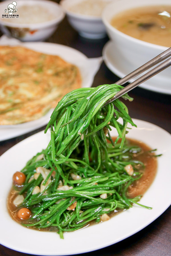 親民百元家常滿漢全席料理之莊腳味家常菜，免花大錢就能吃到大餐 - 跟著尼力吃喝玩樂＆親子生活