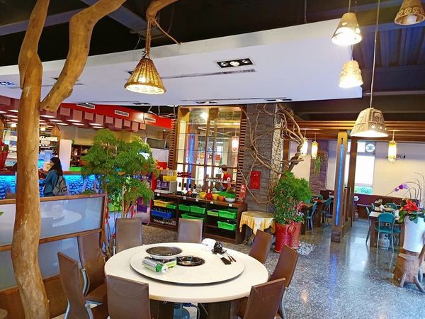 50609352_2104163263010290_2331038000336601088_n