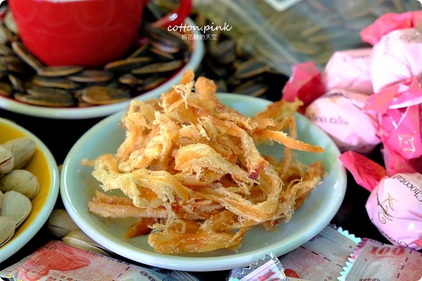 別去年貨大街人擠人!台中年貨這裡辦-台灣e食館開心果、進口巧克力也可送禮,年節禮盒甜甜價還買十送一喔!