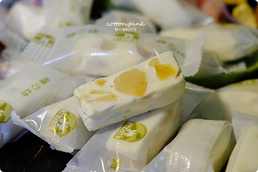 別去年貨大街人擠人!台中年貨這裡辦-台灣e食館開心果、進口巧克力也可送禮,年節禮盒甜甜價還買十送一喔!