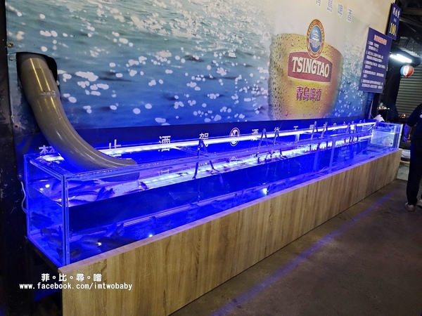 海寶城複合式碳烤(新北五股店)：海寶城複合式碳烤 新北五股店 碳烤/活海鮮/火鍋吃到飽 泰國蝦、泥鰍、活魚、活蟹各式高檔海鮮吃爽爽！