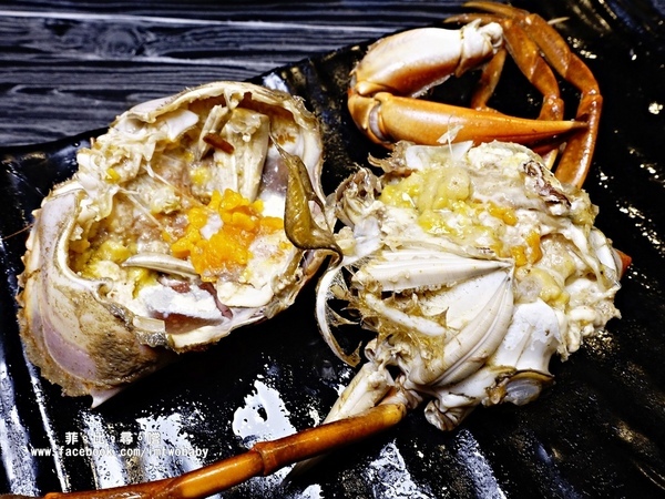 海寶城複合式碳烤(新北五股店)：海寶城複合式碳烤 新北五股店 碳烤/活海鮮/火鍋吃到飽 泰國蝦、泥鰍、活魚、活蟹各式高檔海鮮吃爽爽！