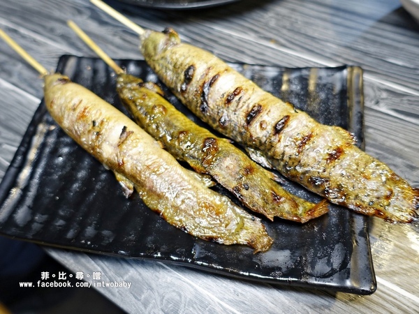 海寶城複合式碳烤(新北五股店)：海寶城複合式碳烤 新北五股店 碳烤/活海鮮/火鍋吃到飽 泰國蝦、泥鰍、活魚、活蟹各式高檔海鮮吃爽爽！