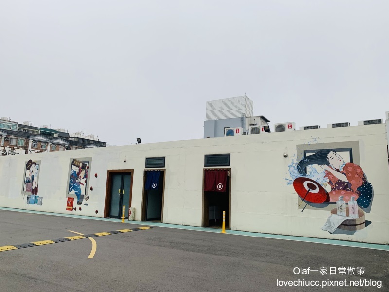 【桃園景點】全台唯一粉紅色大鳥居 蛋寶生技不老村 不用出國就能摸到長壽尊 日式浴衣體驗 免費停車場門票可以抵消費 親子寵物友善觀光工廠 (帶著寶寶去旅行1y3m)