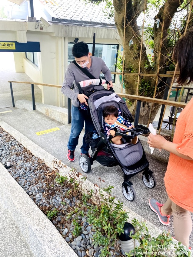 【桃園景點】全台唯一粉紅色大鳥居 蛋寶生技不老村 不用出國就能摸到長壽尊 日式浴衣體驗 免費停車場門票可以抵消費 親子寵物友善觀光工廠 (帶著寶寶去旅行1y3m)