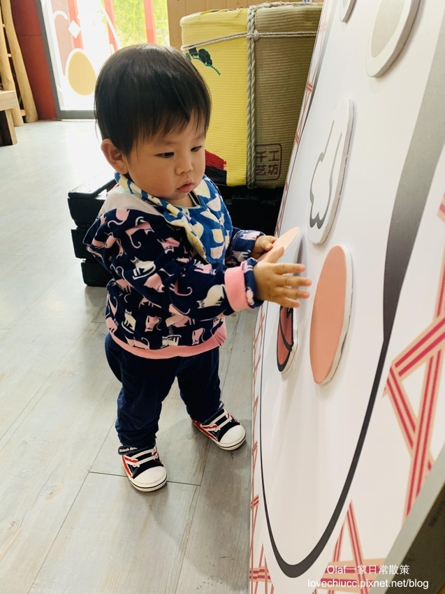 【桃園景點】全台唯一粉紅色大鳥居 蛋寶生技不老村 不用出國就能摸到長壽尊 日式浴衣體驗 免費停車場門票可以抵消費 親子寵物友善觀光工廠 (帶著寶寶去旅行1y3m)