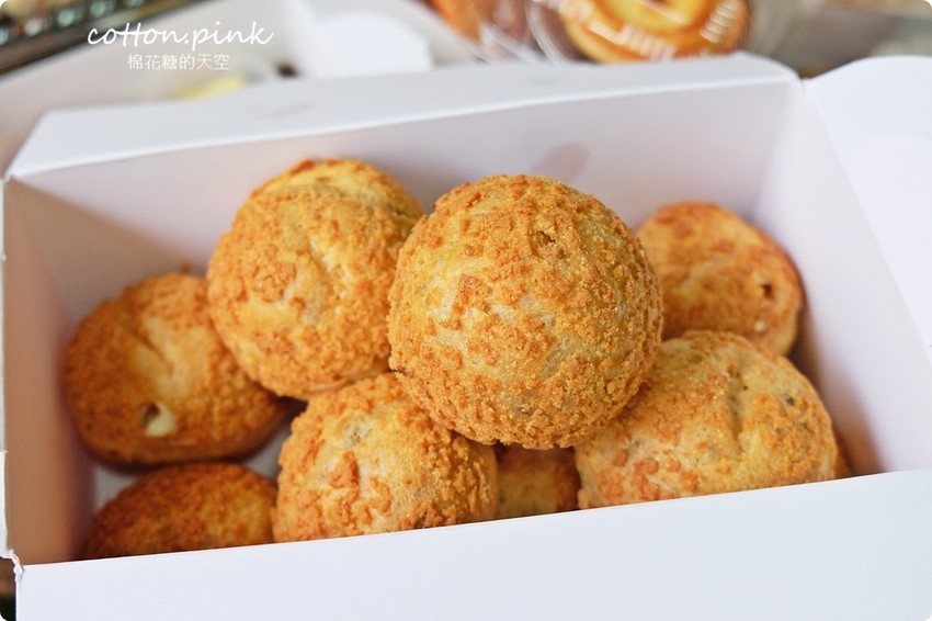 爆漿泡芙一顆只要10元！超好吃鹹蛋糕還買一送一！童話泡芙便宜也有超好貨