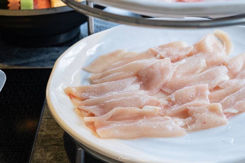 source: imgur.com 高雄左營|九勺涮涮鍋-擁有多種火鍋湯底與小資套餐可選擇