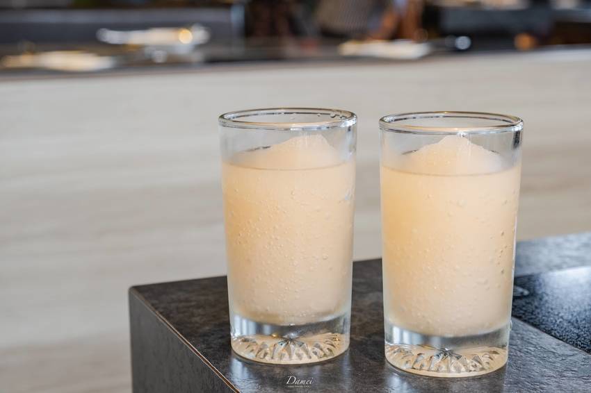 source: imgur.com 高雄左營|九勺涮涮鍋-擁有多種火鍋湯底與小資套餐可選擇