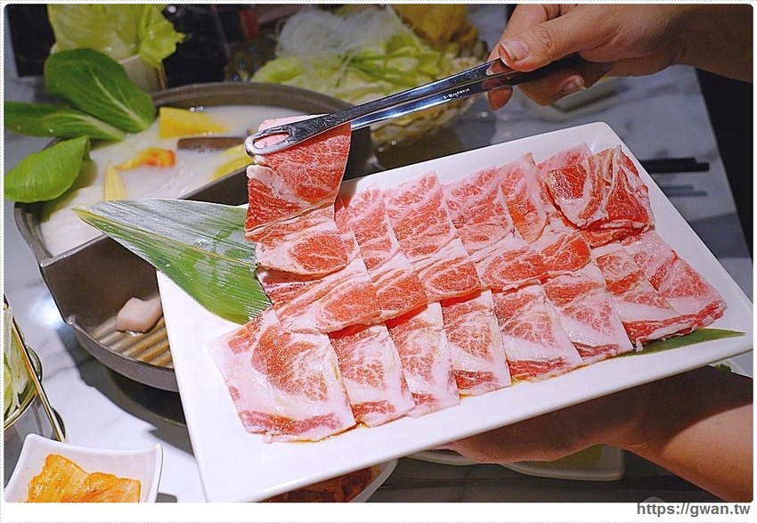 台中火烤兩吃只要288元，還有明治冰淇淋吃到飽，姓林的再請你免費吃肉肉！