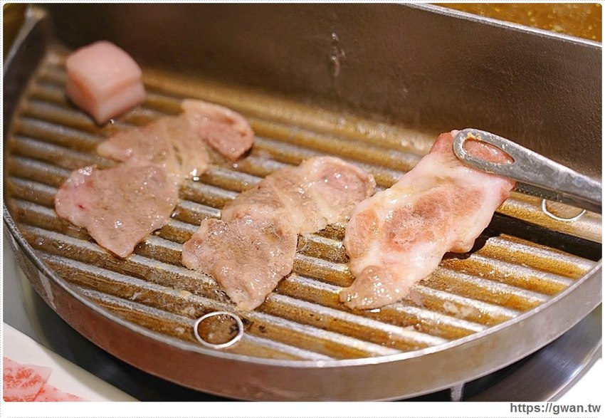 台中火烤兩吃只要288元，還有明治冰淇淋吃到飽，姓林的再請你免費吃肉肉！