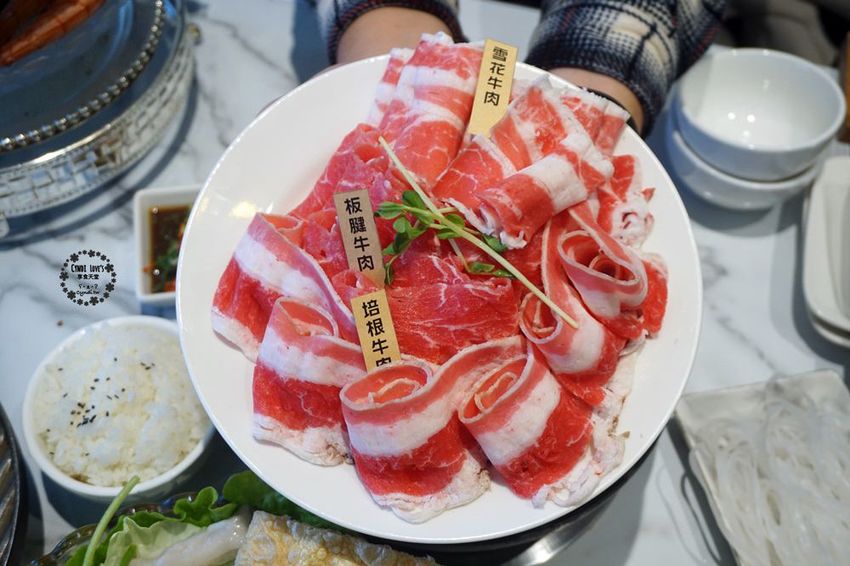 久違石頭火鍋，台中逢甲最美火鍋店，超狂鳥籠火鍋，1000左右雙人火烤兩吃 - Cyndi loves享食天堂