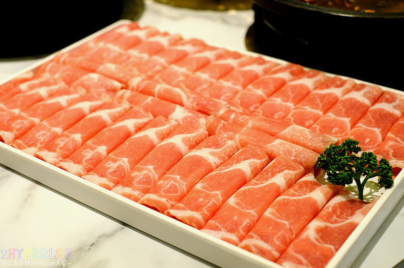 久違石頭火鍋,台中小火鍋,台中涮涮鍋,台中火鍋,台中美食,台中西屯火鍋,台中西屯美食,石頭火鍋,逢甲火鍋,逢甲美食 @強生與小吠的Hyper人蔘~