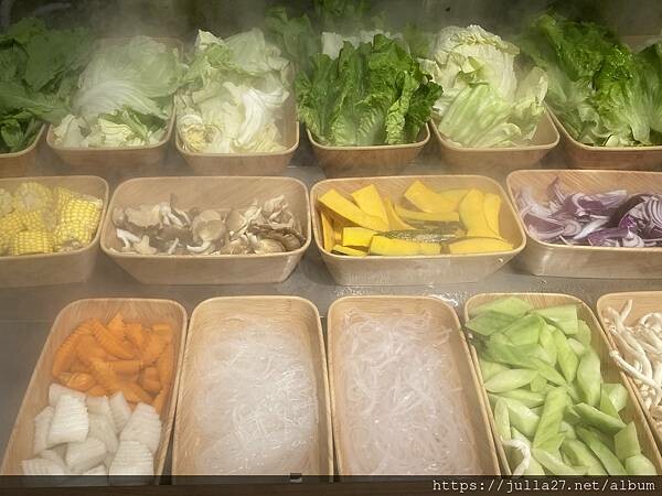 20230108_035344635_iOS-1