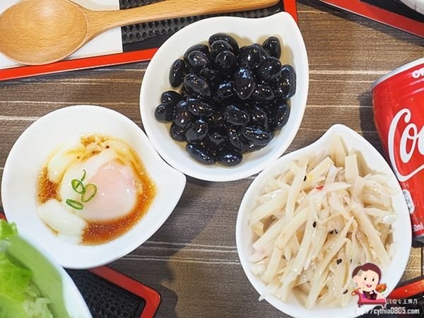 桃園小巨蛋美食-丼Fun「日本式丼ご飯」桃園店-IG爆紅重量級肉肉丼飯,炙燒牛排.鹽蔥牛舌令人驚艷 (邀約) @民宿女王芽月-美食.旅遊.全台趴趴走