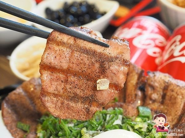 桃園小巨蛋美食-丼Fun「日本式丼ご飯」桃園店-IG爆紅重量級肉肉丼飯,炙燒牛排.鹽蔥牛舌令人驚艷 (邀約) @民宿女王芽月-美食.旅遊.全台趴趴走