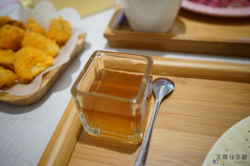 茉莉公主蛋包飯  || 台中北屯五目坊的隱藏版裙擺公主風蛋包飯，親子友善和家庭聚餐餐廳