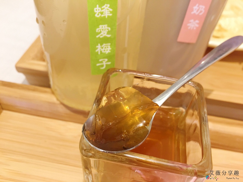 茉莉公主蛋包飯  || 台中北屯五目坊的隱藏版裙擺公主風蛋包飯，親子友善和家庭聚餐餐廳