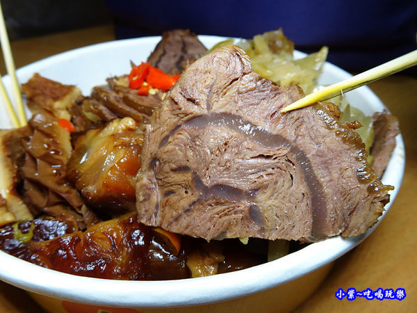 滷牛腱-牛哥滷味 (2).jpg