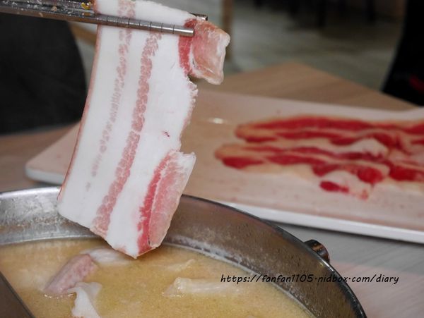 【台北火鍋】熊飽鍋物-東興店 #南京三民站 #宜蘭人氣火鍋店 #泰迪熊主題餐廳 #火鍋 #牛奶鍋 (33).JPG