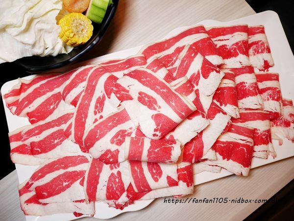 【台北火鍋】熊飽鍋物-東興店 #南京三民站 #宜蘭人氣火鍋店 #泰迪熊主題餐廳 #火鍋 #牛奶鍋 (22).JPG