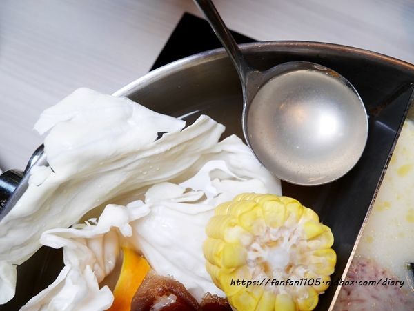 【台北火鍋】熊飽鍋物-東興店 #南京三民站 #宜蘭人氣火鍋店 #泰迪熊主題餐廳 #火鍋 #牛奶鍋 (26).JPG