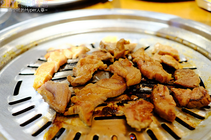 台中火鍋吃到飽,台中火鍋懶人包,台中烤肉推薦,台中烤肉火鍋吃到飽,台中美食,台中美食懶人包,台中韓式,台中韓式烤肉,台中韓式烤肉懶人包,台中韓式燒肉,烤肉吃到飽,生菜包肉,阿豬媽,韓國料理,韓式烤肉,韓式燒肉 @強生與小吠的Hyper人蔘~