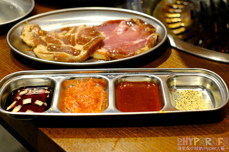 台中火鍋吃到飽,台中火鍋懶人包,台中烤肉推薦,台中烤肉火鍋吃到飽,台中美食,台中美食懶人包,台中韓式,台中韓式烤肉,台中韓式烤肉懶人包,台中韓式燒肉,烤肉吃到飽,生菜包肉,阿豬媽,韓國料理,韓式烤肉,韓式燒肉 @強生與小吠的Hyper人蔘~