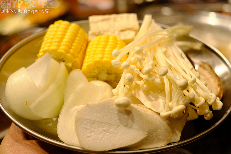 台中火鍋吃到飽,台中火鍋懶人包,台中烤肉推薦,台中烤肉火鍋吃到飽,台中美食,台中美食懶人包,台中韓式,台中韓式烤肉,台中韓式烤肉懶人包,台中韓式燒肉,烤肉吃到飽,生菜包肉,阿豬媽,韓國料理,韓式烤肉,韓式燒肉 @強生與小吠的Hyper人蔘~