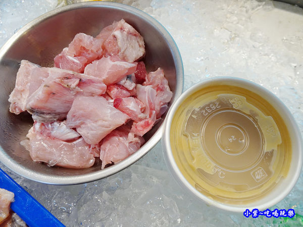 旗魚骨加肉-紳生魚片批發 (3).jpg
