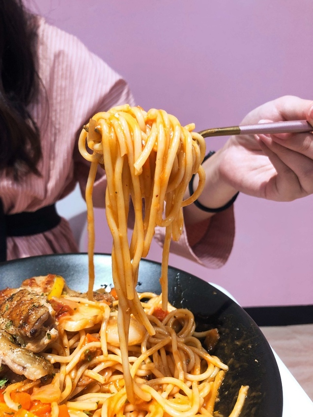 【桃園八德】義想不到Amazing Pasta☞哇!未免也太｢蝦」了吧!