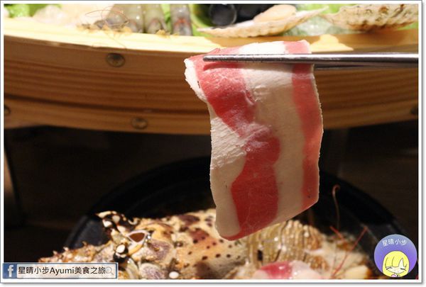 上老石鍋(台南中華店)：[食記]►台南火鍋推薦◄上老石鍋重磅海龍王鍋四人套餐只要1988元含四種湯底、副食、菜盤，愛海鮮的朋友們千萬別錯過!!!!