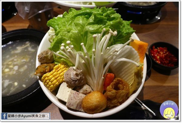 上老石鍋(台南中華店)：[食記]►台南火鍋推薦◄上老石鍋重磅海龍王鍋四人套餐只要1988元含四種湯底、副食、菜盤，愛海鮮的朋友們千萬別錯過!!!!