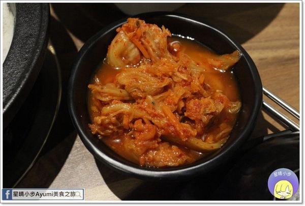 上老石鍋(台南中華店)：[食記]►台南火鍋推薦◄上老石鍋重磅海龍王鍋四人套餐只要1988元含四種湯底、副食、菜盤，愛海鮮的朋友們千萬別錯過!!!!