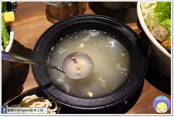 上老石鍋(台南中華店)：[食記]►台南火鍋推薦◄上老石鍋重磅海龍王鍋四人套餐只要1988元含四種湯底、副食、菜盤，愛海鮮的朋友們千萬別錯過!!!!