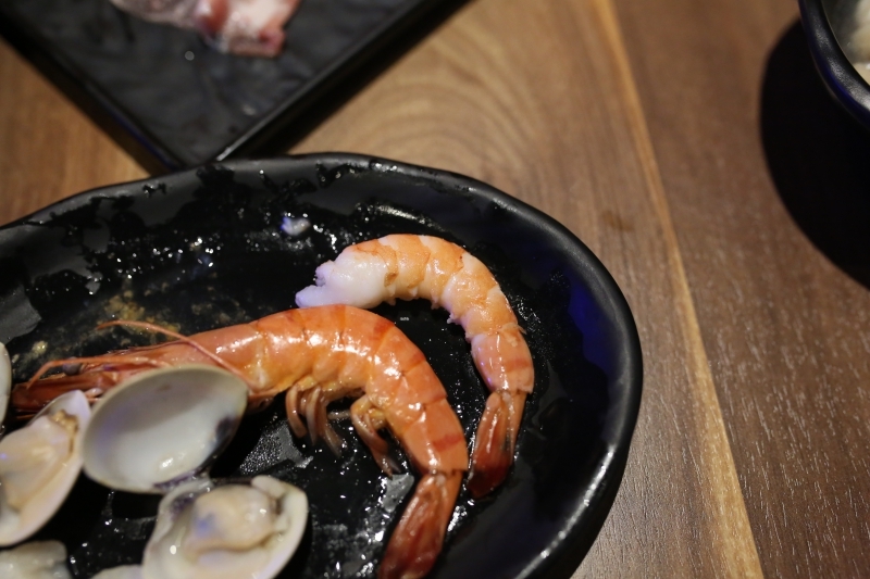 [台南]永康火鍋推薦 上老石鍋-中華店 平價石頭火鍋澎湃實在 和牛肉片＋新鮮海鮮 宵夜晚餐營業至三點