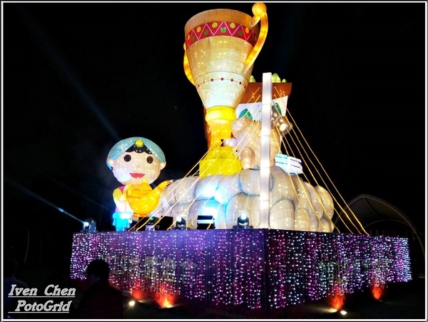 2019桃園燈會三民主燈區(三民主燈區)：《2019桃園燈會》2019.02.14下班到桃園『三民主燈區』燈會趴趴走