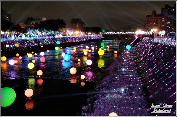 2019桃園燈會三民主燈區(三民主燈區)：《2019桃園燈會》2019.02.14下班到桃園『三民主燈區』燈會趴趴走