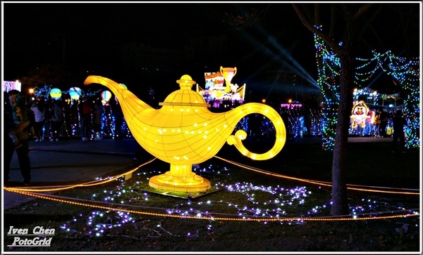 2019桃園燈會三民主燈區(三民主燈區)：《2019桃園燈會》2019.02.14下班到桃園『三民主燈區』燈會趴趴走