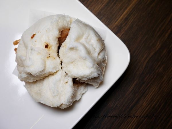 【桃園吃到飽】港點大師-愛買桃園店 #麻辣小龍蝦 #港式點心 #流沙奶皇包 #鮮蝦腸粉 #燒賣 (46).JPG