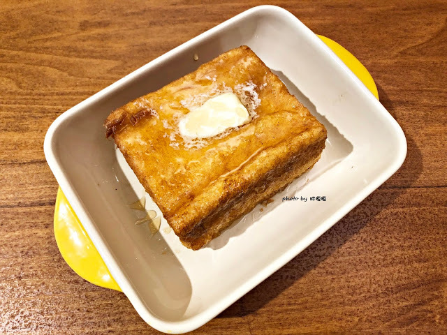 【台中 大里】尊珈啡enjoy coffee🎵🎶🎵以客為尊，以「尊」為家，讓人超放鬆的居家咖啡小店，老闆是香港人，超厚西多士根本無敵，自家調製義式肉醬外面真的吃不到，每天還有不同的手做甜點，驚喜不斷，