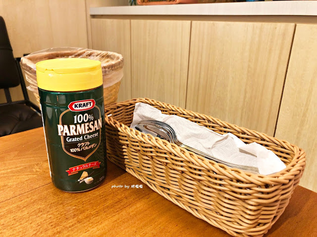 【台中 大里】尊珈啡enjoy coffee🎵🎶🎵以客為尊，以「尊」為家，讓人超放鬆的居家咖啡小店，老闆是香港人，超厚西多士根本無敵，自家調製義式肉醬外面真的吃不到，每天還有不同的手做甜點，驚喜不斷，