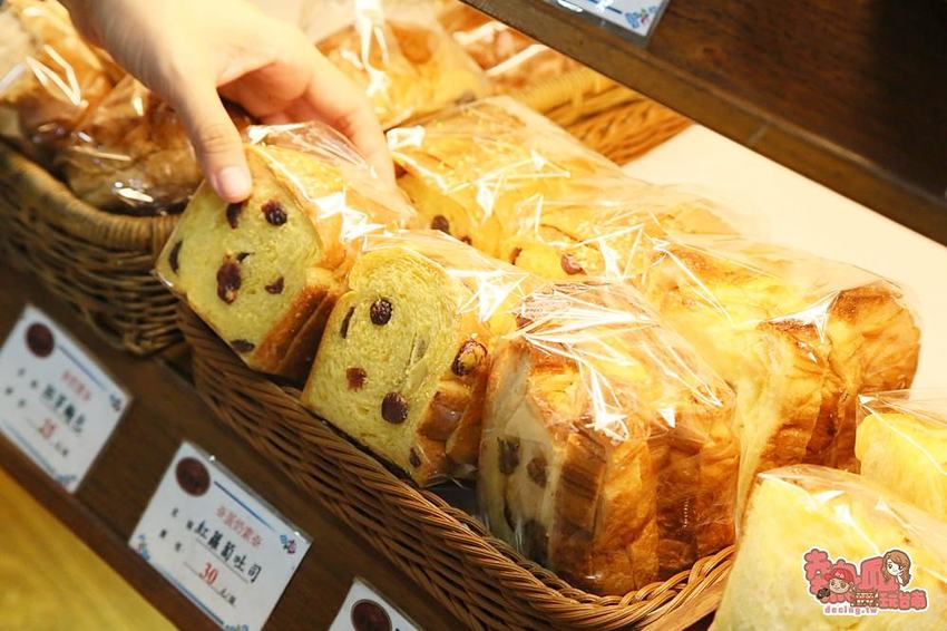 【台南伴手禮】一天出爐三次還不夠販售的人氣麵包店，秒殺商品吃過都說讚：滋養軒食品 - 熱血玩台南。跳躍新世界