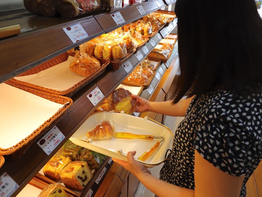 新營七十年老字號糕餅麵包舖.在地人從小吃到大