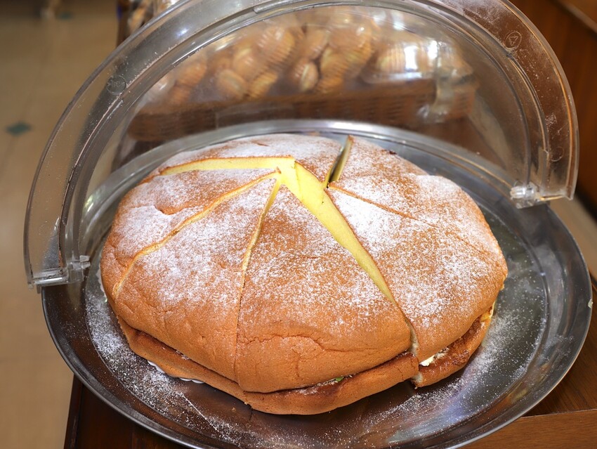 新營七十年老字號糕餅麵包舖.在地人從小吃到大