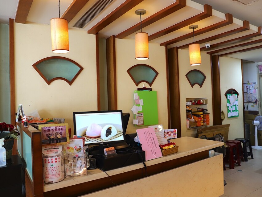 新營七十年老字號糕餅麵包舖.在地人從小吃到大