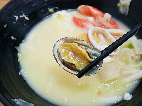 劉妹鍋燒意麵-大甲店：劉妹鍋燒意麵 大甲店-台中大甲鍋燒麵  台南風味湯頭  不用遠征也能品嘗