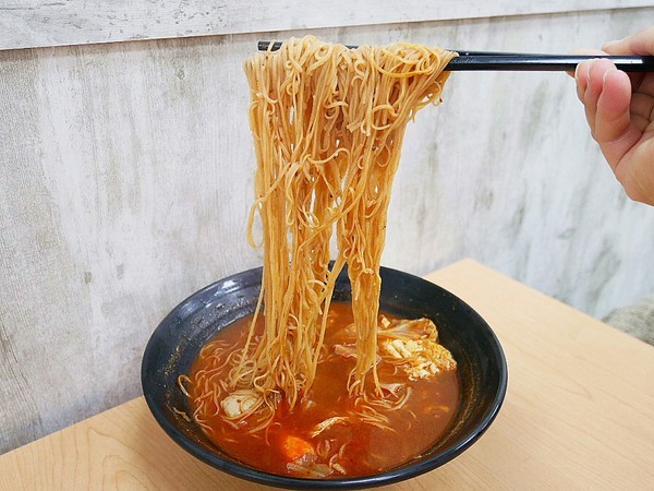 劉妹鍋燒意麵-大甲店：劉妹鍋燒意麵 大甲店-台中大甲鍋燒麵  台南風味湯頭  不用遠征也能品嘗